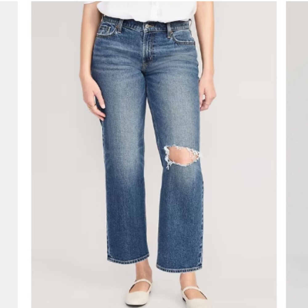 Old Navy Mid-Rise Boyfriend Loose Distressed Jeans in Montrose Wash Size 20